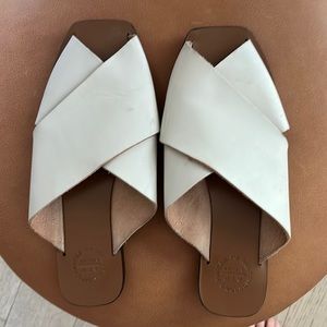 ATP Atelier white/light creme flat sandals. Worn less than five times. Size 8.